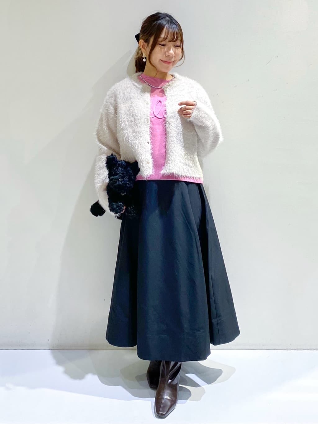 ちぃさんの「OPAQUE.CLIP｜チェーン刺繍ロゴニット【洗濯機OK】」を使ったコーディネート