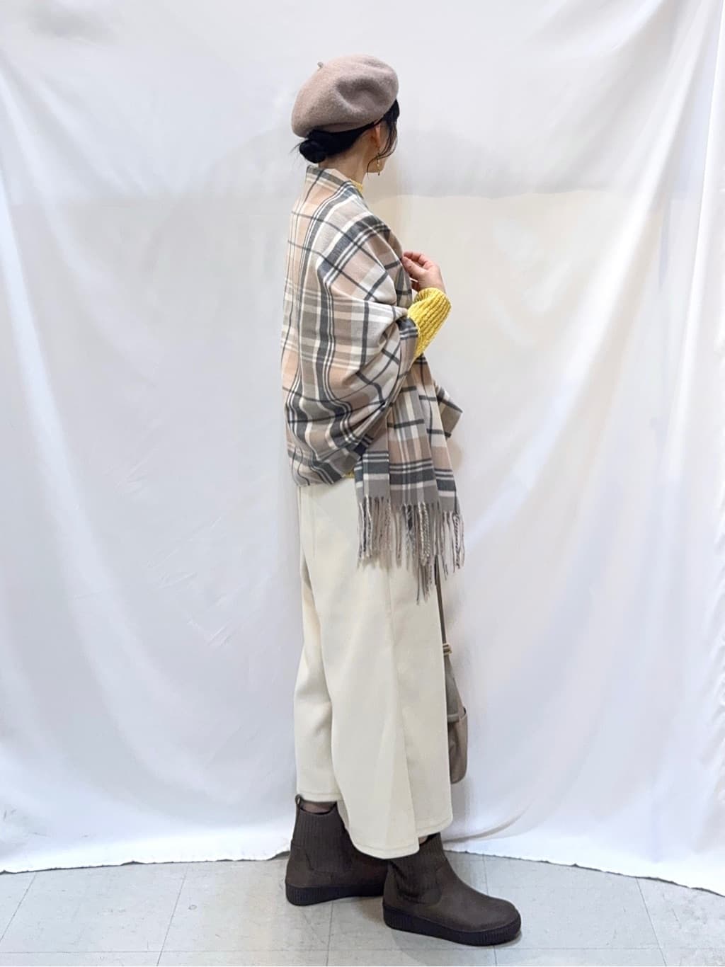 𝐇𝐢𝐫𝐨𝐦𝐢さんの「SHOO･LA･RUE｜【洗濯機可】美脚見え あったか圧縮ニット ガウチョパンツ」を使ったコーディネート