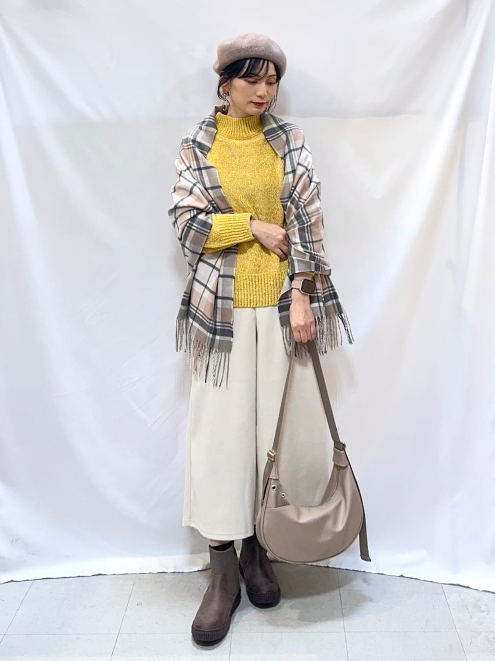 𝐇𝐢𝐫𝐨𝐦𝐢さんの「SHOO･LA･RUE｜【洗濯機可】美脚見え あったか圧縮ニット ガウチョパンツ」を使ったコーディネート