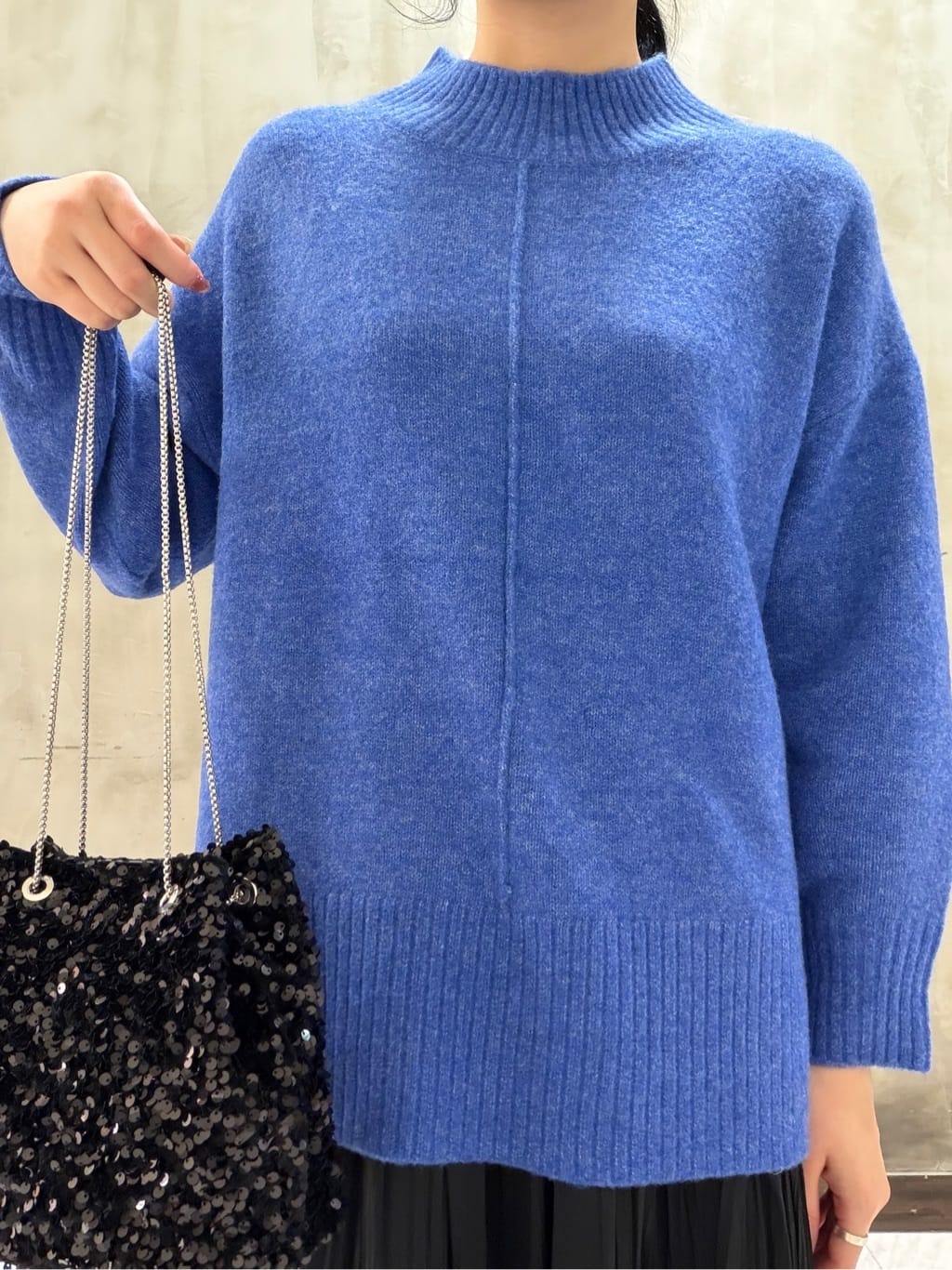 maiさんの「grove｜花柄アソートプリーツスカート」を使ったコーディネート