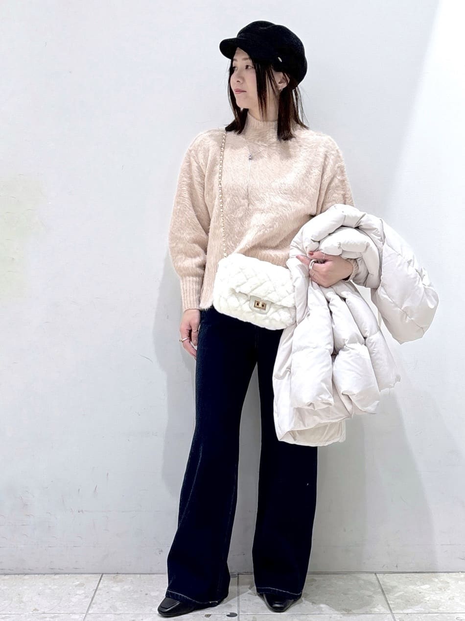 mameさんの「OPAQUE.CLIP｜ハイネックパフニット【洗濯機OK】」を使ったコーディネート