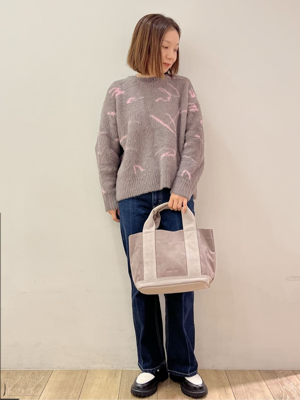 kcさんの「OPAQUE.CLIP｜アート柄シャギーニット【洗濯機OK】」を使ったコーディネート