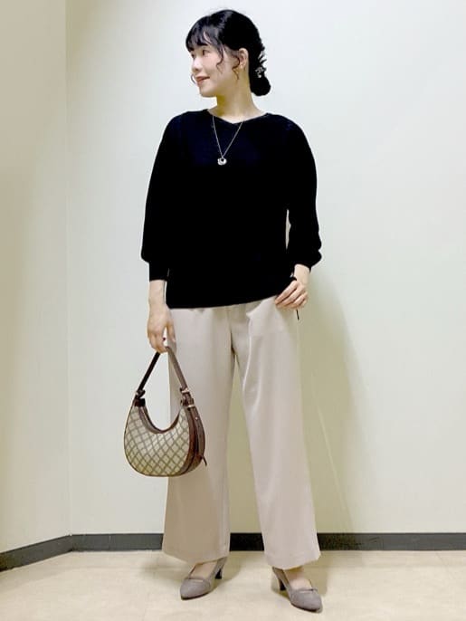 beni_gingerさんの「Reflect｜【接触冷感／マシンウォッシュ可／ウエスト総ゴム】ワイドシルエットパンツ」を使ったコーディネート