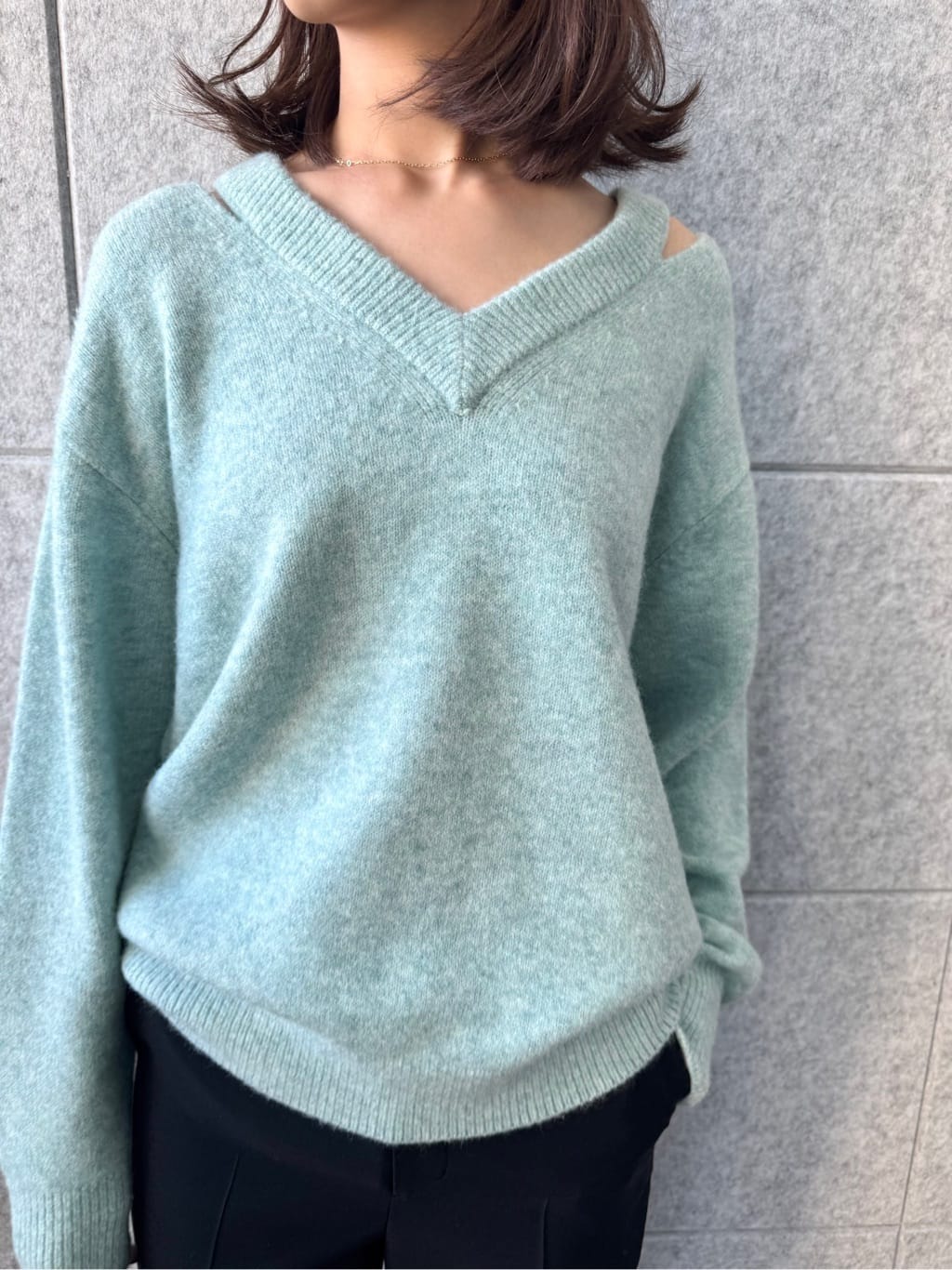uchi__yamaさんの「CODE A｜line zip trousers」を使ったコーディネート