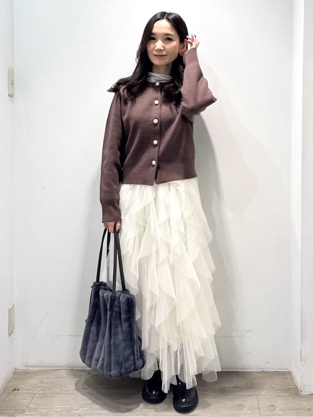 yuicciさんの「OPAQUE.CLIP｜シアーハイネックトップス【洗濯機OK】」を使ったコーディネート