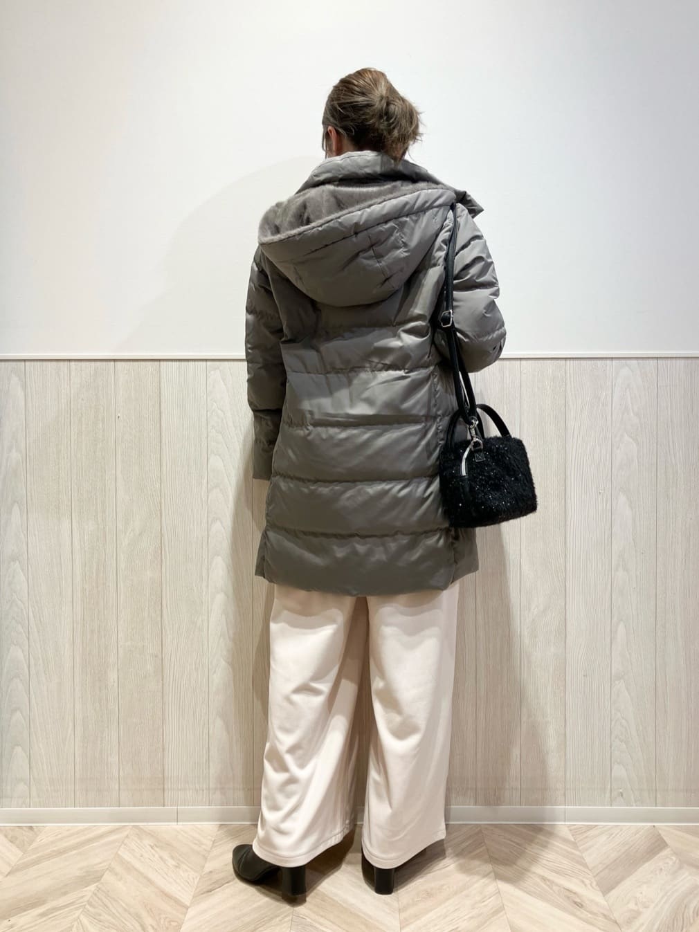 shokoさんの「SHOO･LA･RUE｜【洗濯機可/撥水】フェイクファーフード ロングダウン」を使ったコーディネート