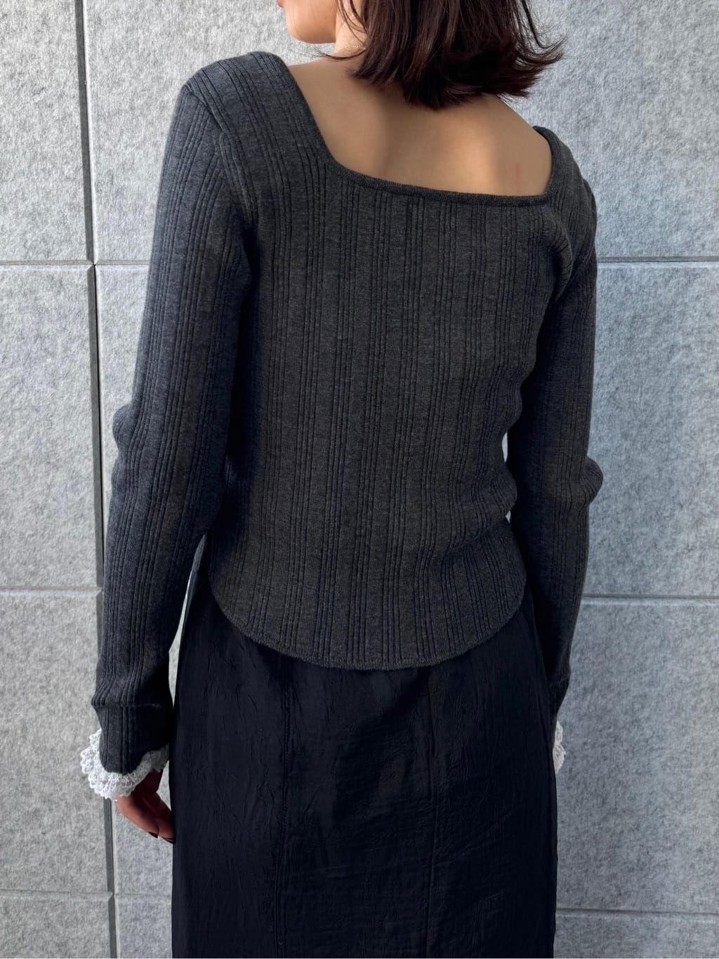 uchi__yamaさんの「CODE A｜pencil sheer skirt」を使ったコーディネート