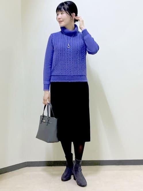  beni_gingerさんの「Reflect｜【ほんのりラメ感◎】ふわふわフェザーヤーンハイネックニット」を使ったコーディネート