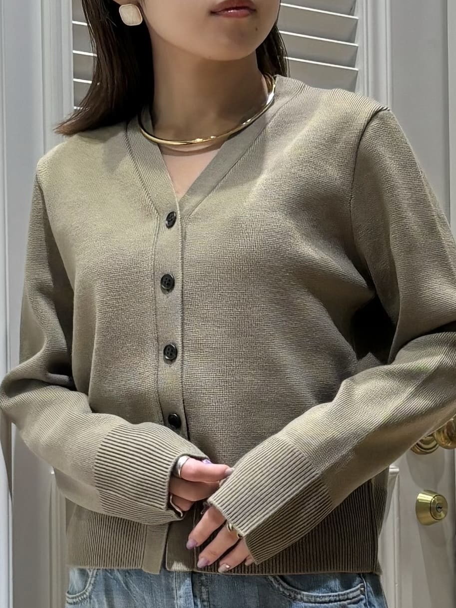 Mgmさんの「DRESSTERIOR｜◆ミラノリブカーディガン」を使ったコーディネート
