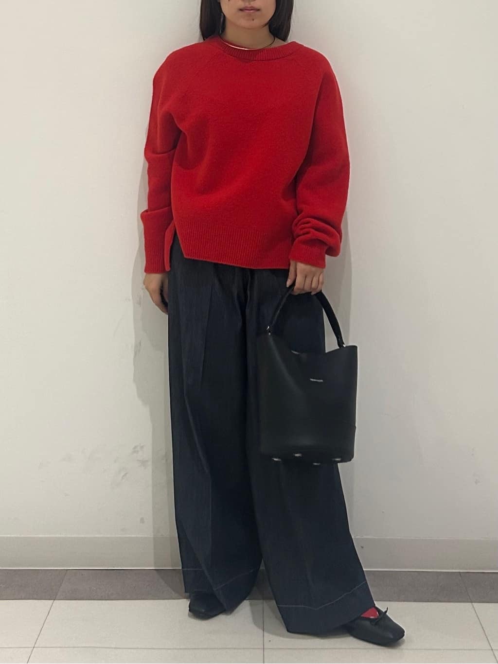 とりみさんの「DRESSTERIOR｜シュリンクレザーバケットBAG」を使ったコーディネート