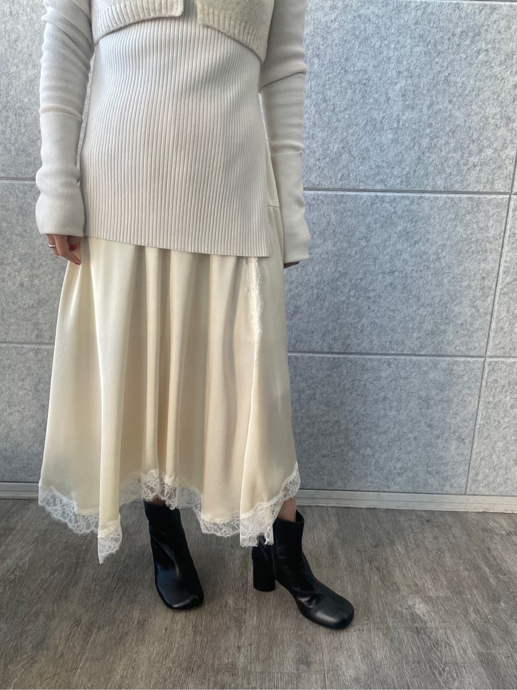 kanakoさんの「CODE A｜wool volume short coat」を使ったコーディネート
