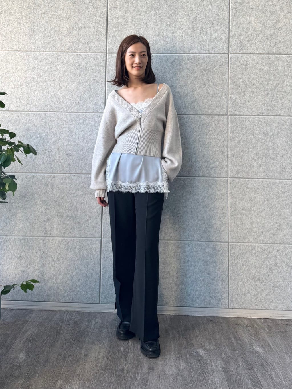 uchi__yamaさんの「CODE A｜zip form cardigan」を使ったコーディネート
