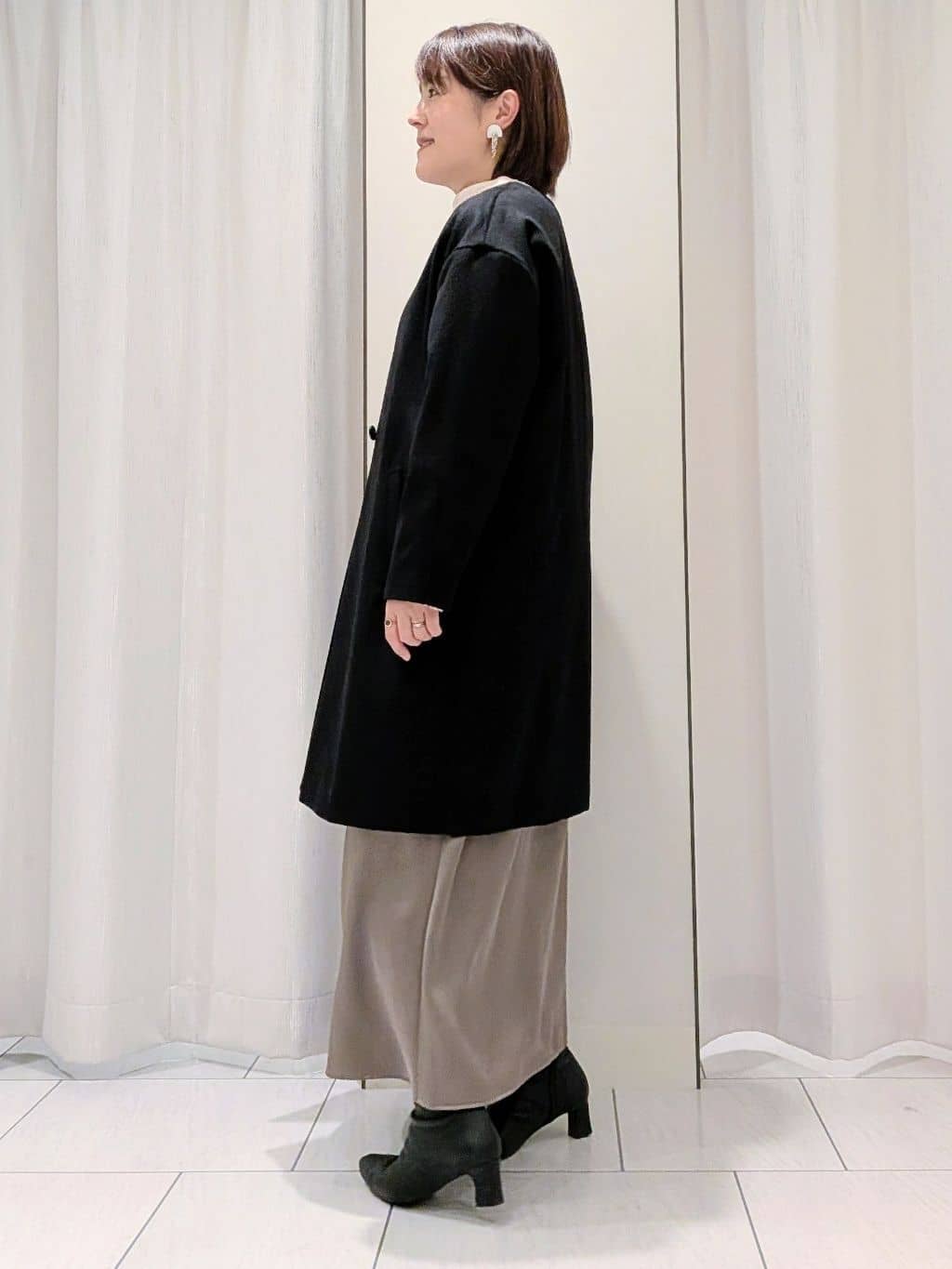 Onumaさんの「UNTITLED｜【ウエストゴム/洗える】サテンナロースカート」を使ったコーディネート