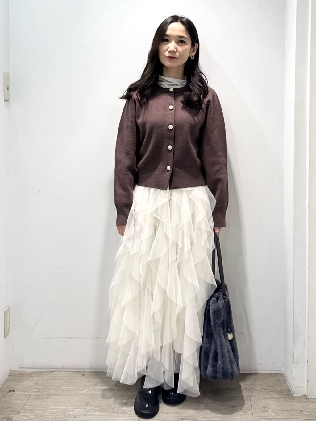 yuicciさんの「OPAQUE.CLIP｜シアーハイネックトップス【洗濯機OK】」を使ったコーディネート