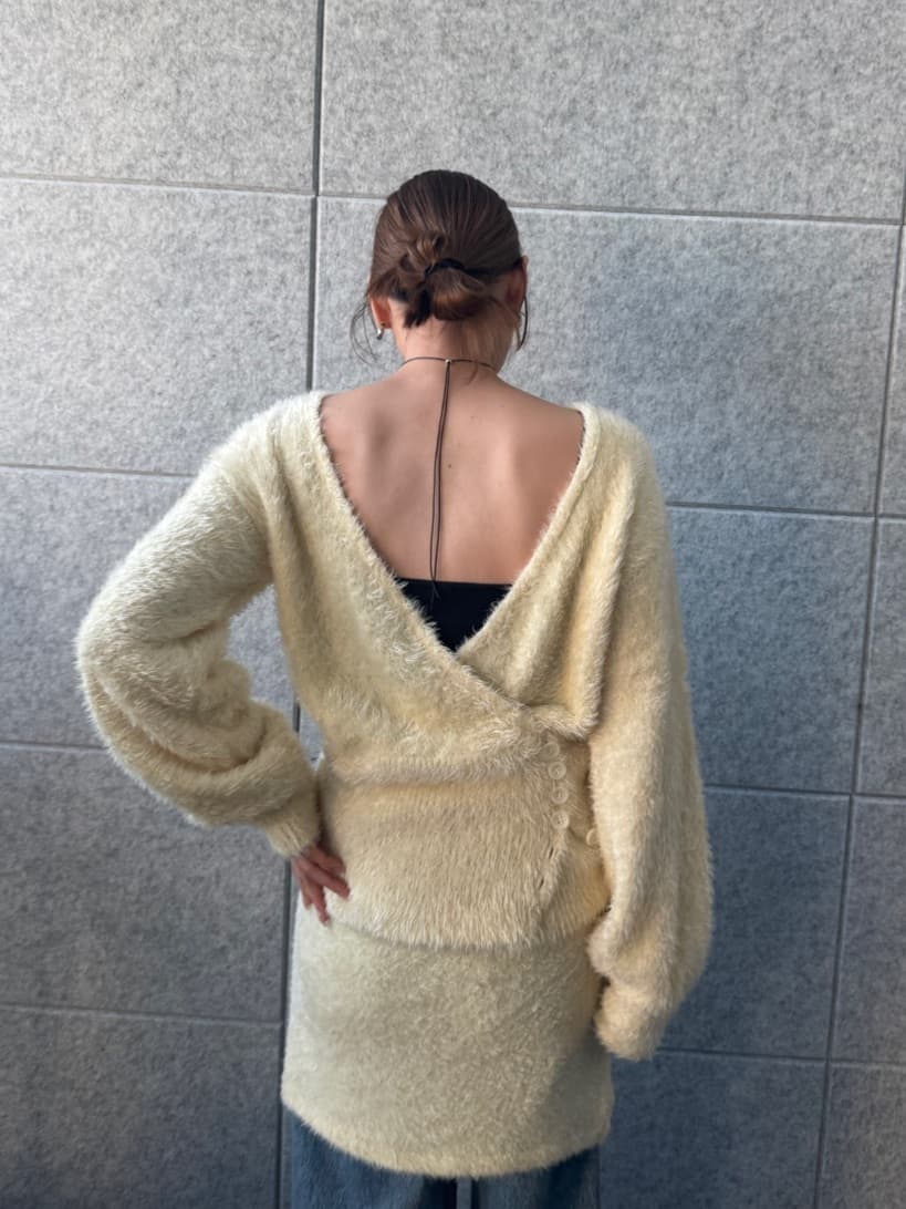 designer yukaさんの「CODE A｜feather pullover」を使ったコーディネート