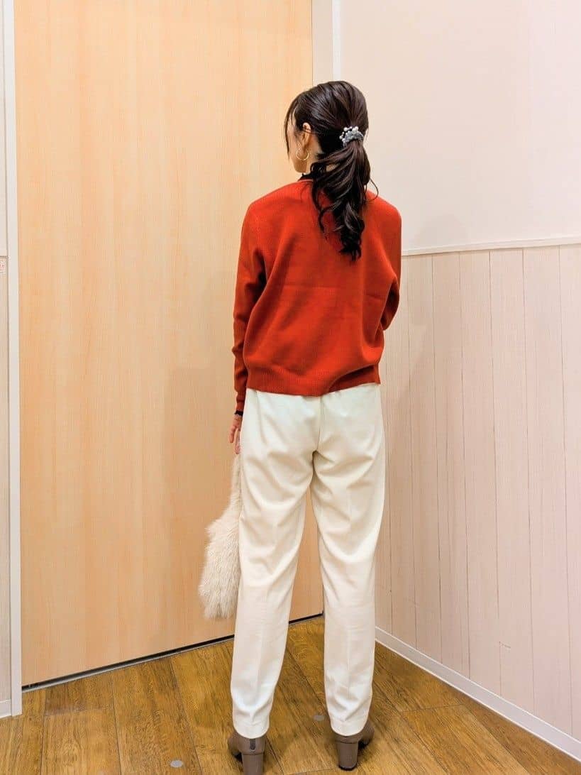 yururiさんの「SHOO･LA･RUE｜【洗濯機可/S-LL】美脚見え あったか裏起毛 テーパードパンツ」を使ったコーディネート