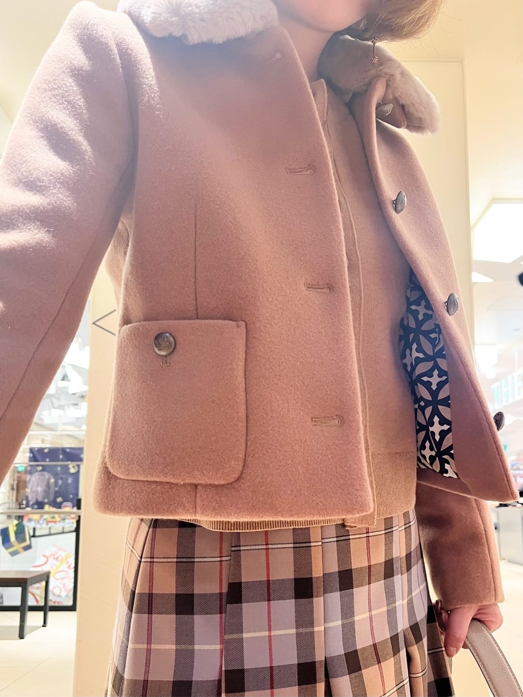 yahataさんの「DRESSTERIOR｜◆チェックタックソフトプリーツスカート」を使ったコーディネート
