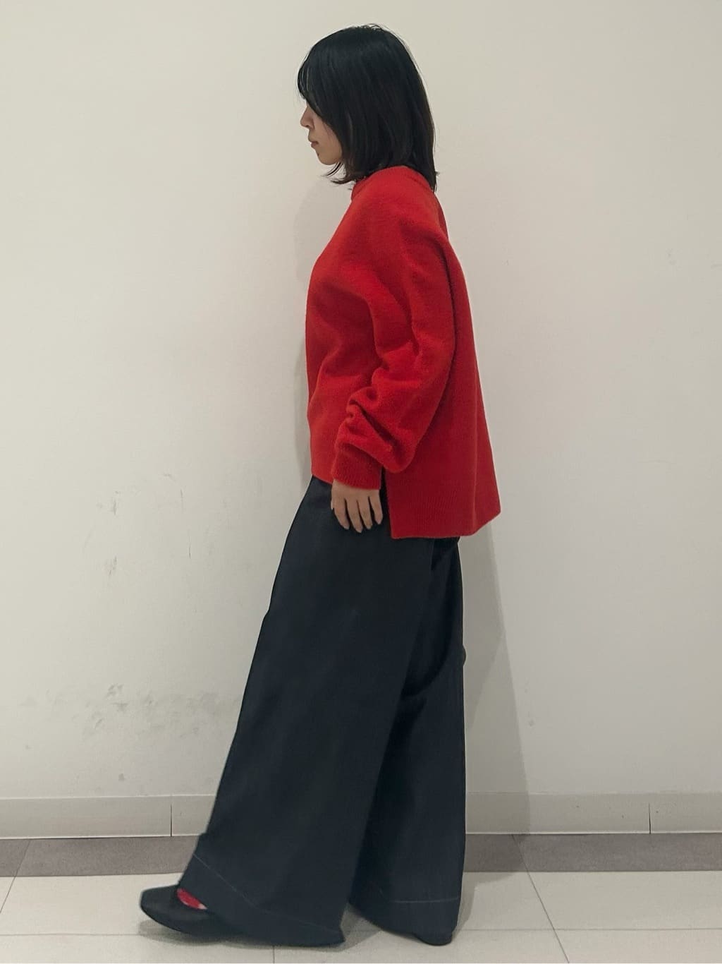 とりみさんの「DRESSTERIOR｜シュリンクレザーバケットBAG」を使ったコーディネート