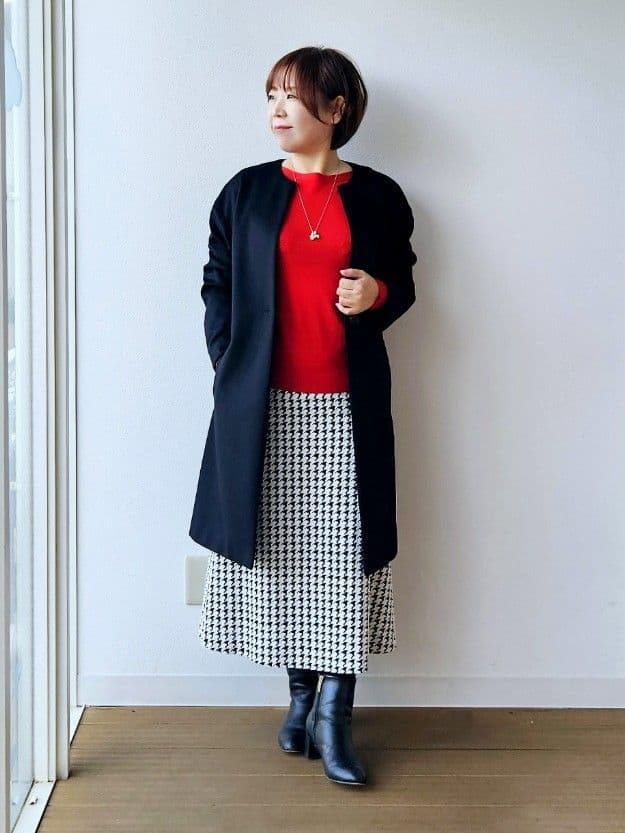やじまさんの「UNTITLED｜【アンサンブル可/洗える】シルクウールカシミヤ ドルマンスリーブニット」を使ったコーディネート
