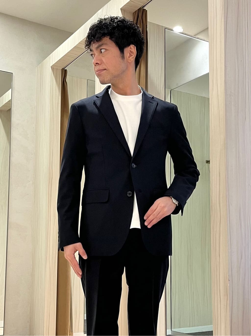 URAさんの「TAKEO KIKUCHI｜【ウールカシミヤブレンド】ビーバー調 スタンドカラー コート」を使ったコーディネート