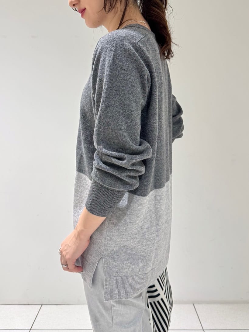 そんさんの「INDIVI｜【洗える／チュニック丈／カシミヤ混】スリットデザインVネックニット」を使ったコーディネート