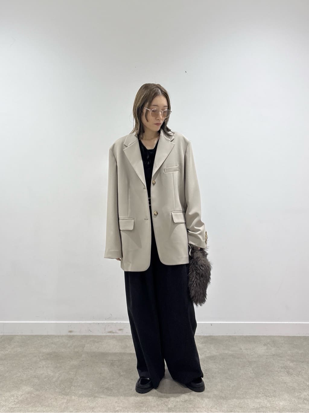 kotakiさんの「INDIVI｜ダブルクロスオーバージャケット」を使ったコーディネート