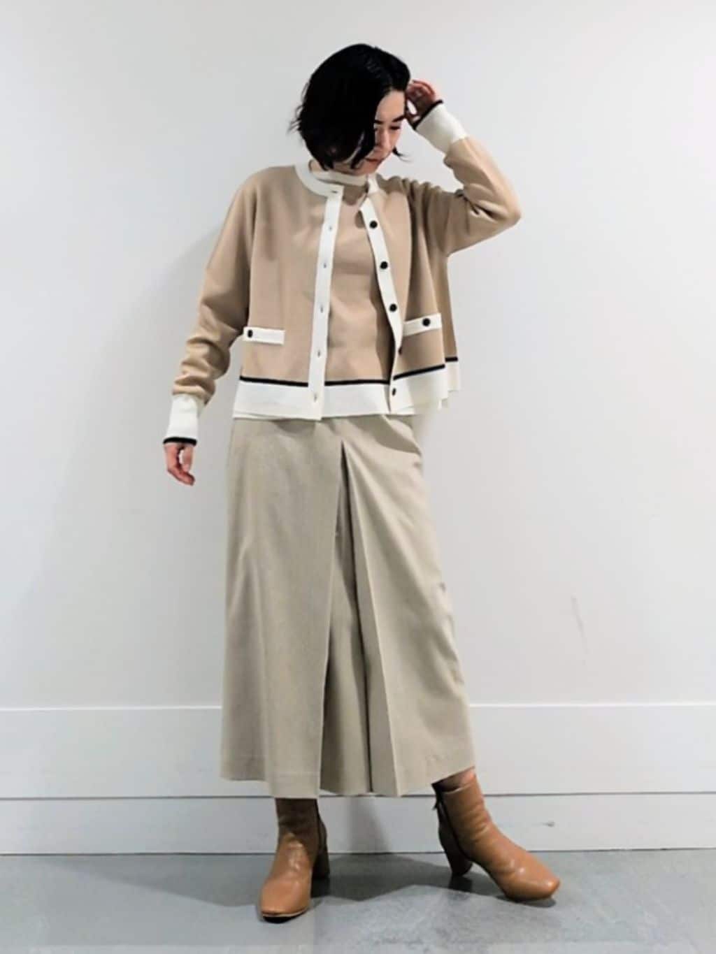 ミズタさんの「UNTITLED｜【アンサンブル可/ジャケット風】ウールミラノリブカーディガン」を使ったコーディネート