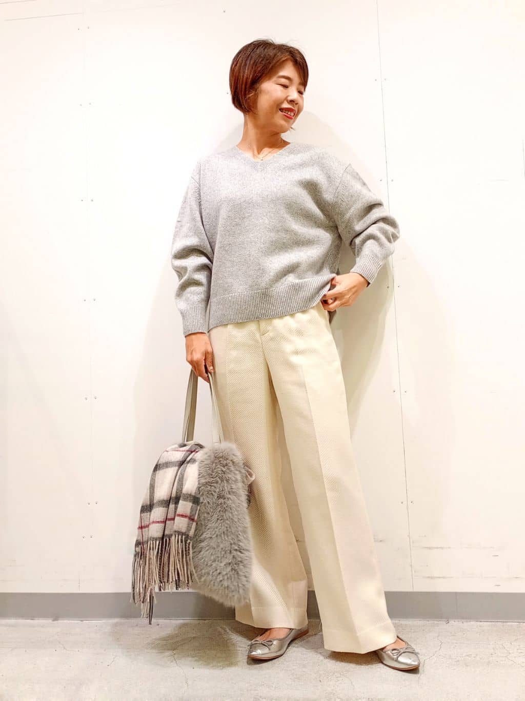 Kさんの「INDIVI｜【褒められデニム】ワイドストレート デニムパンツ」を使ったコーディネート