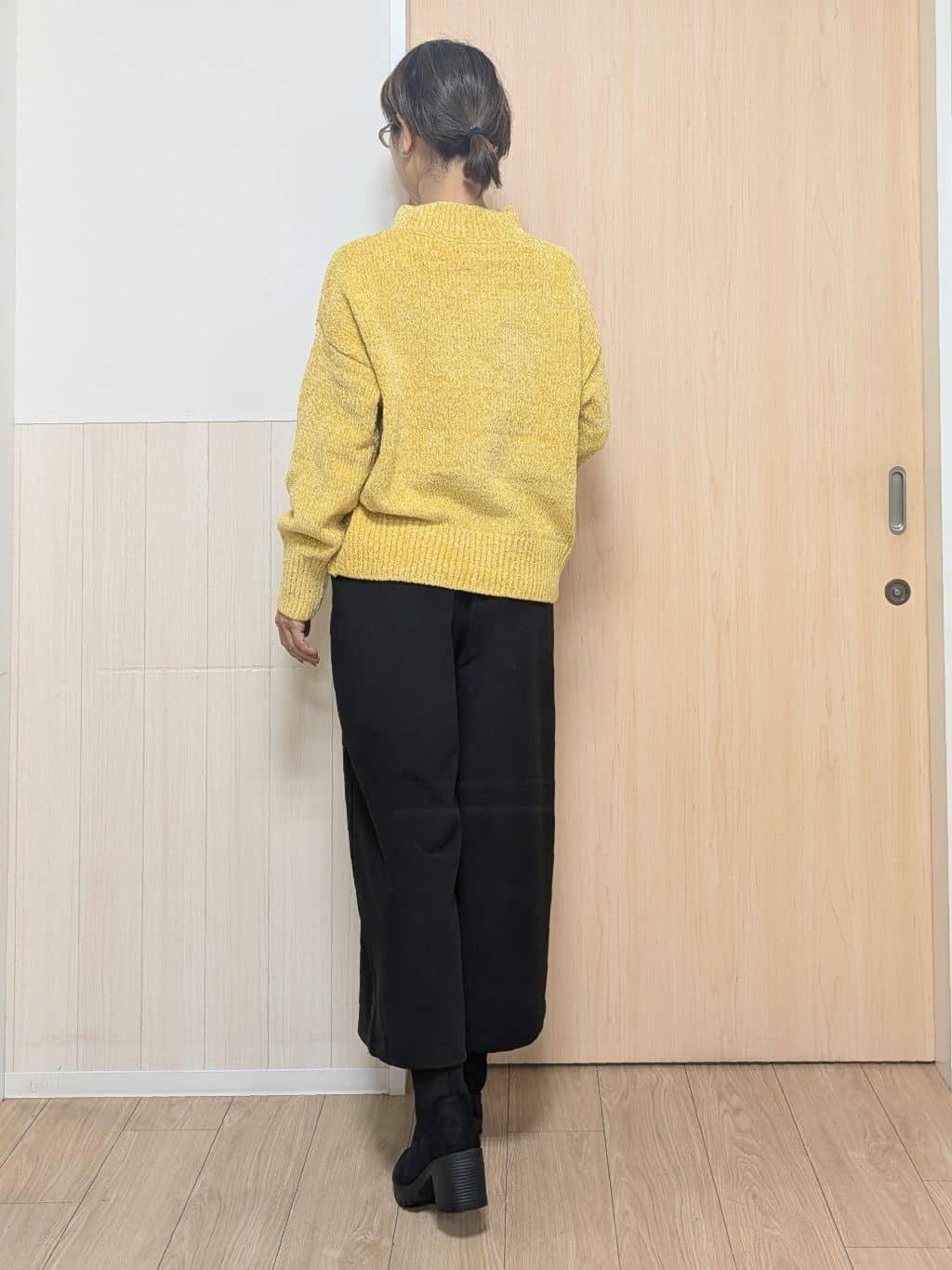 YuAさんの「SHOO･LA･RUE｜【着丈選べる/きっと虜になる】あったかもちもち ワイドパンツ」を使ったコーディネート