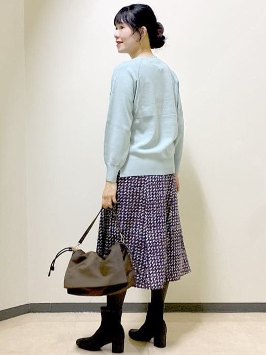  beni_gingerさんの「Reflect｜【ゆったり着られる◎】ラグランスリーブニット」を使ったコーディネート