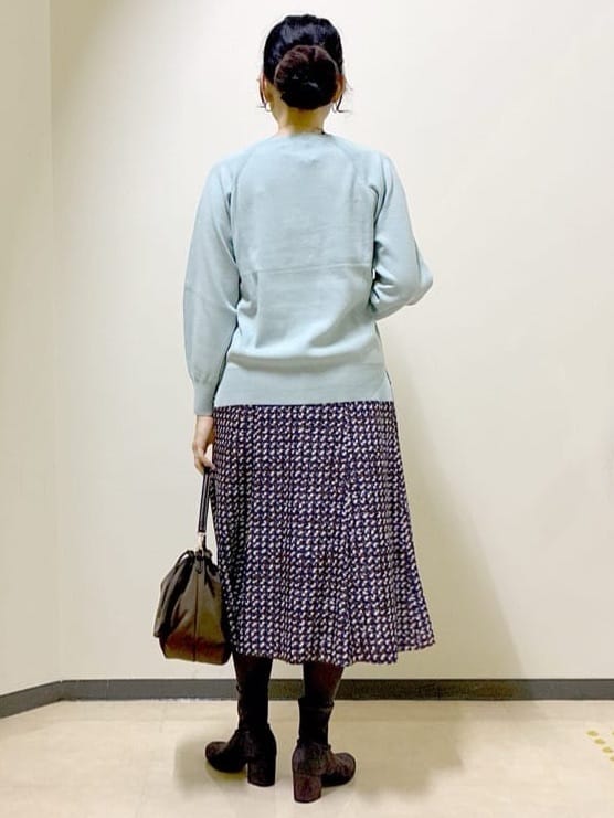  beni_gingerさんの「Reflect｜【ゆったり着られる◎】ラグランスリーブニット」を使ったコーディネート