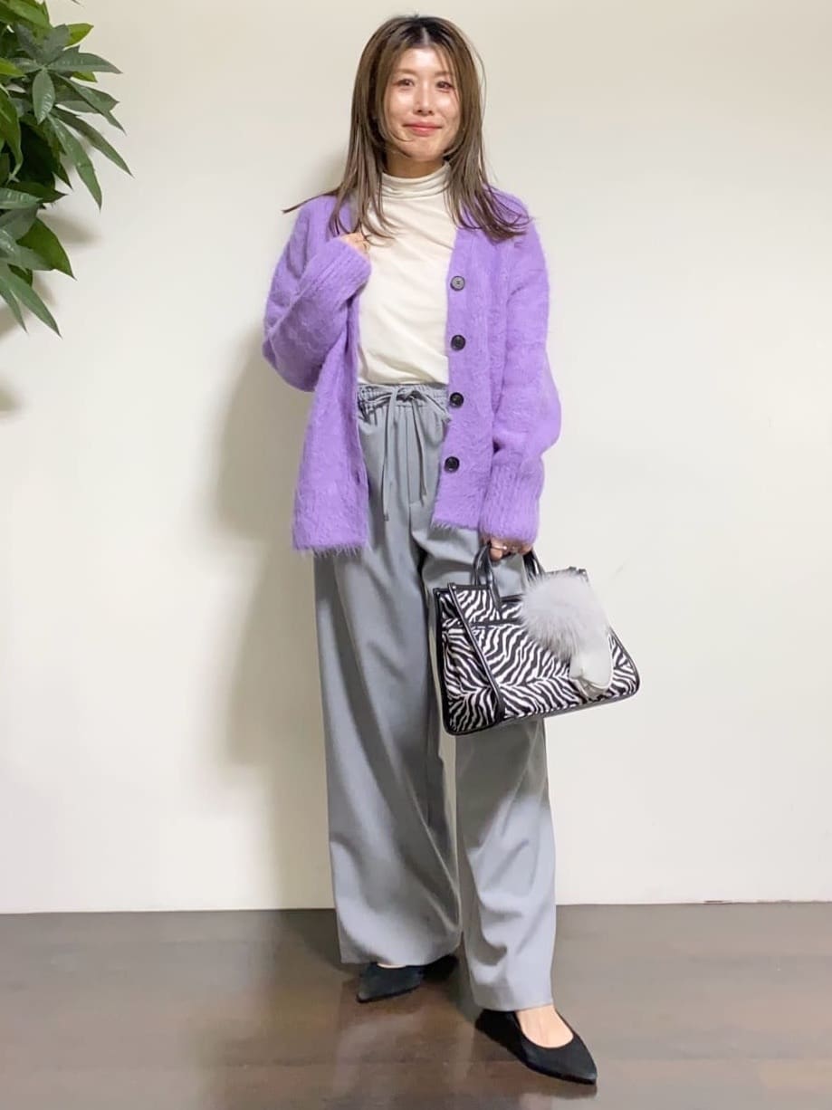 tomoさんの「UNTITLED｜【ゆったり】アルパカ混シャギー カーディガン」を使ったコーディネート