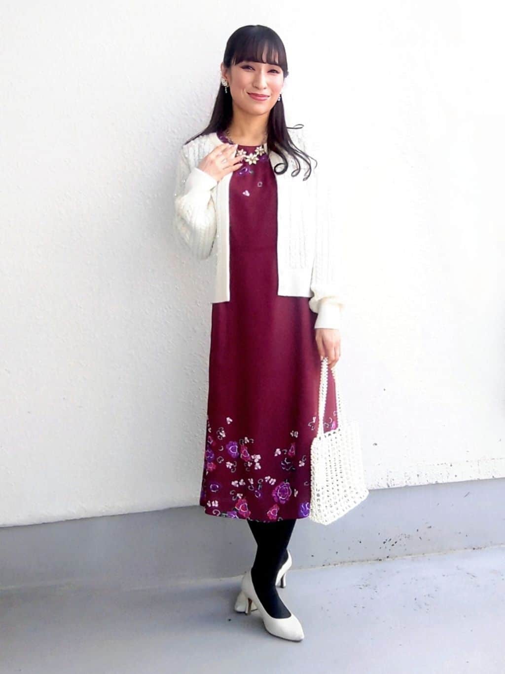 keinaさんの「SunaUna｜【COLLECTION LINE】パール調カーデ」を使ったコーディネート