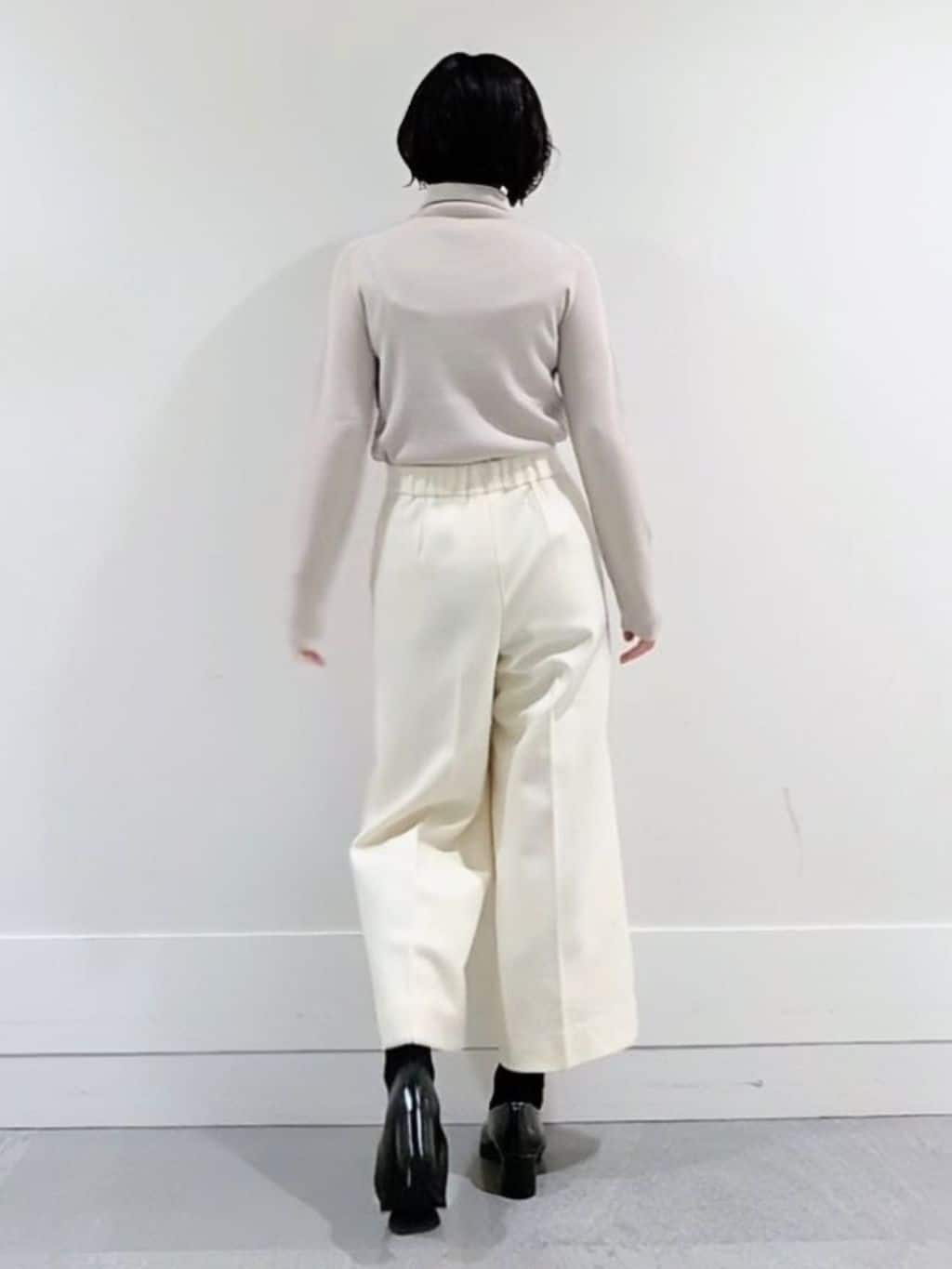 ミズタさんの「UNTITLED｜【洗える/アンサンブル可能/ウール100%】リブタートルネックウールニット」を使ったコーディネート