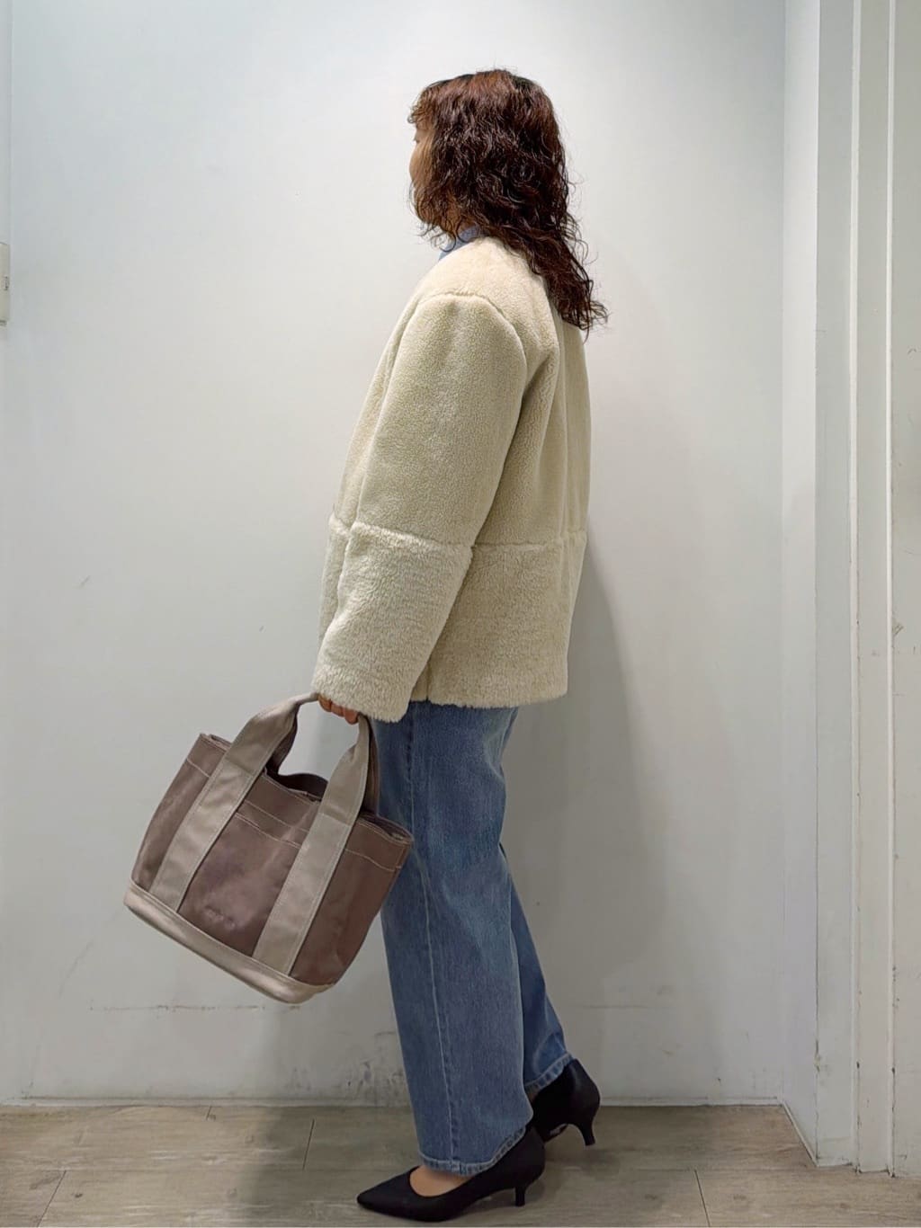 sumicaさんの「OPAQUE.CLIP｜フェイクボア切替ショートコート」を使ったコーディネート