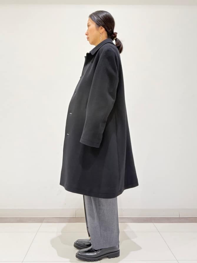 MIYAKAWAさんの「DRESSTERIOR｜【SUPER140&rsquo;sウール】メルトン ステンカラーコート」を使ったコーディネート