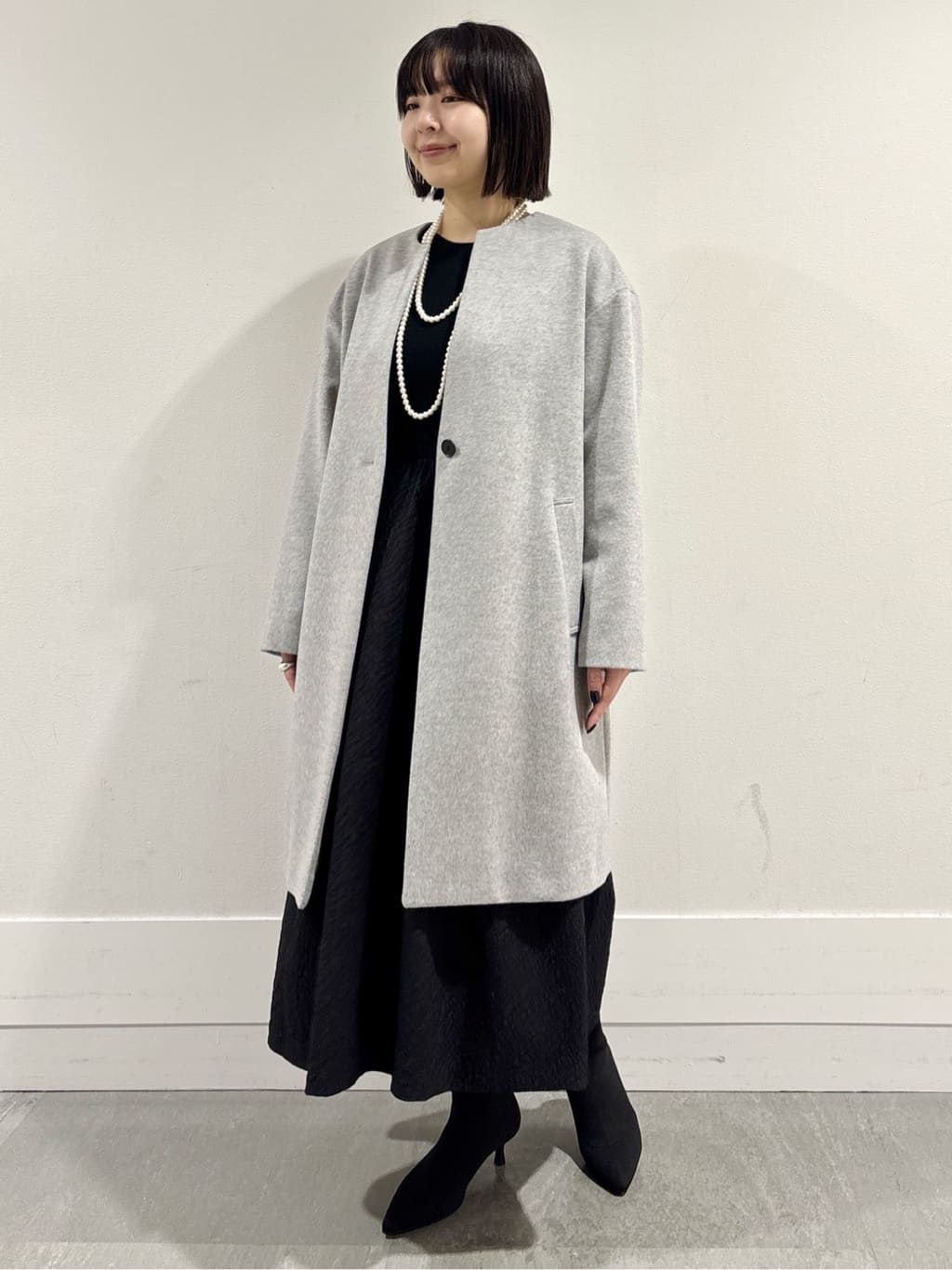 モエカさんの「UNTITLED｜【大人フェミニン/トレンド】ニット&times;ジャカード ドッキングワンピース」を使ったコーディネート