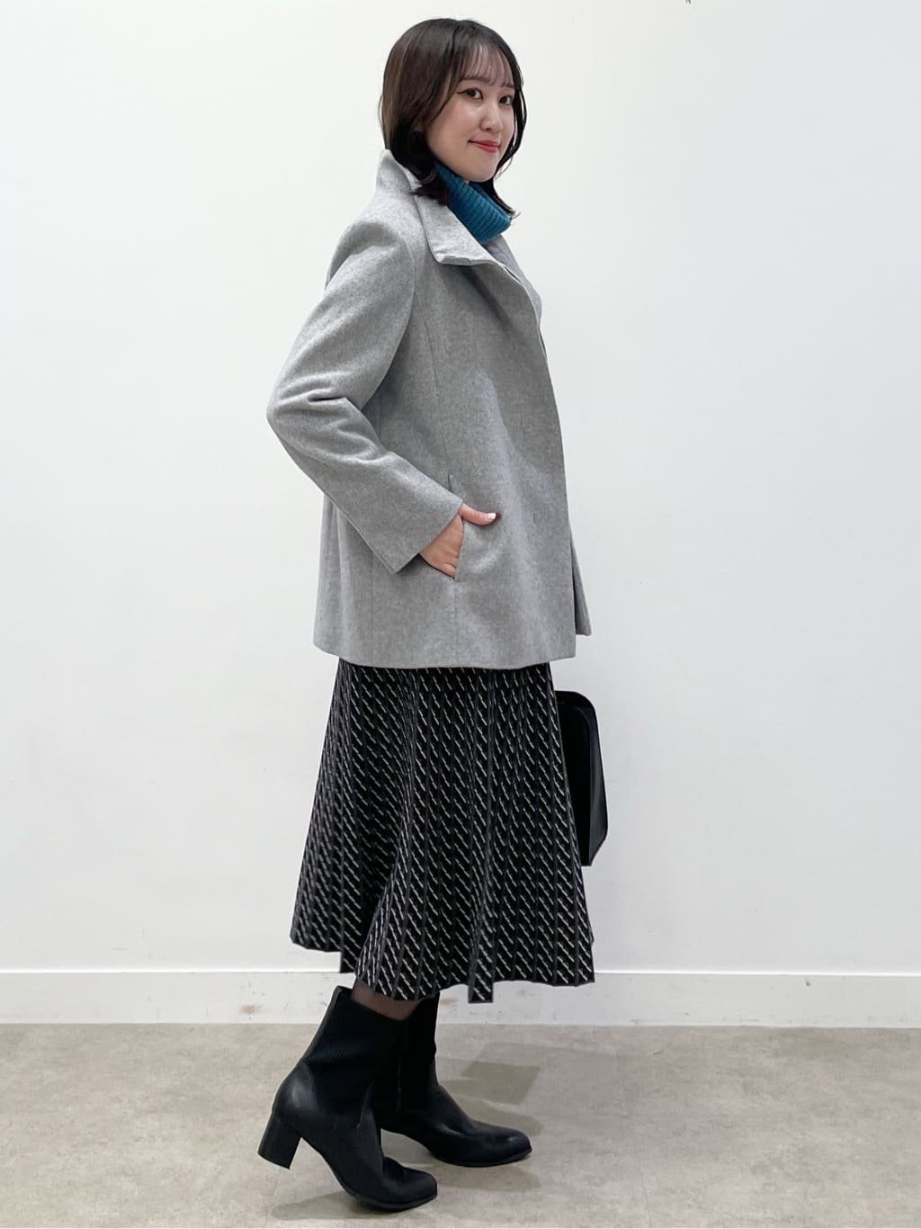 yukariさんの「Reflect｜【SS-4Lサイズ／衿が顔に当たらない◎】スタンドネックミドルコート」を使ったコーディネート