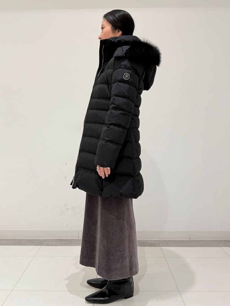 MIYAKAWAさんの「DRESSTERIOR｜◆【フード＆ファー取り外し可】ブルーFOXファー ホワイトグースダウン」を使ったコーディネート