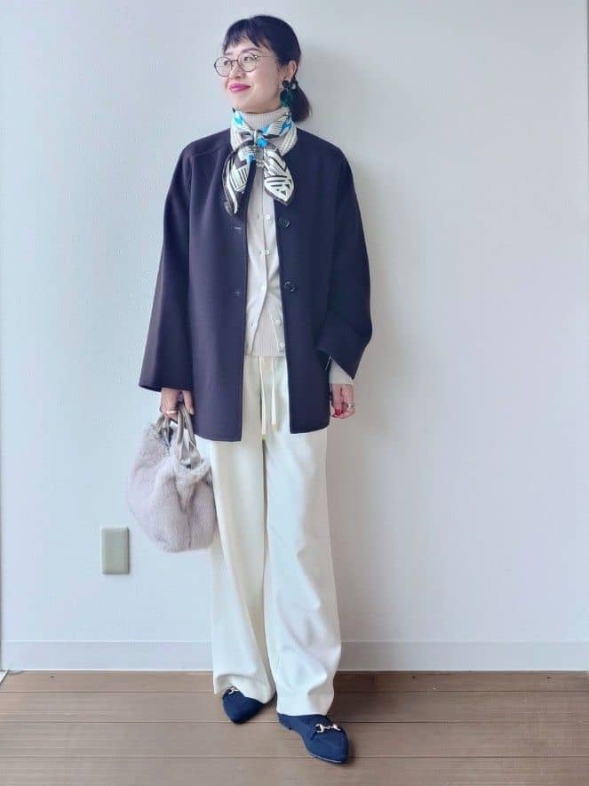 MUTSUKOさんの「UNTITLED｜【ミディ丈/軽やか】セミラグランリバー コート」を使ったコーディネート