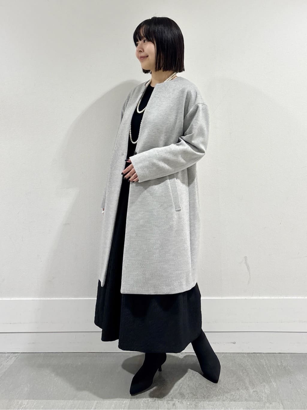 モエカさんの「UNTITLED｜【大人フェミニン/トレンド】ニット&times;ジャカード ドッキングワンピース」を使ったコーディネート