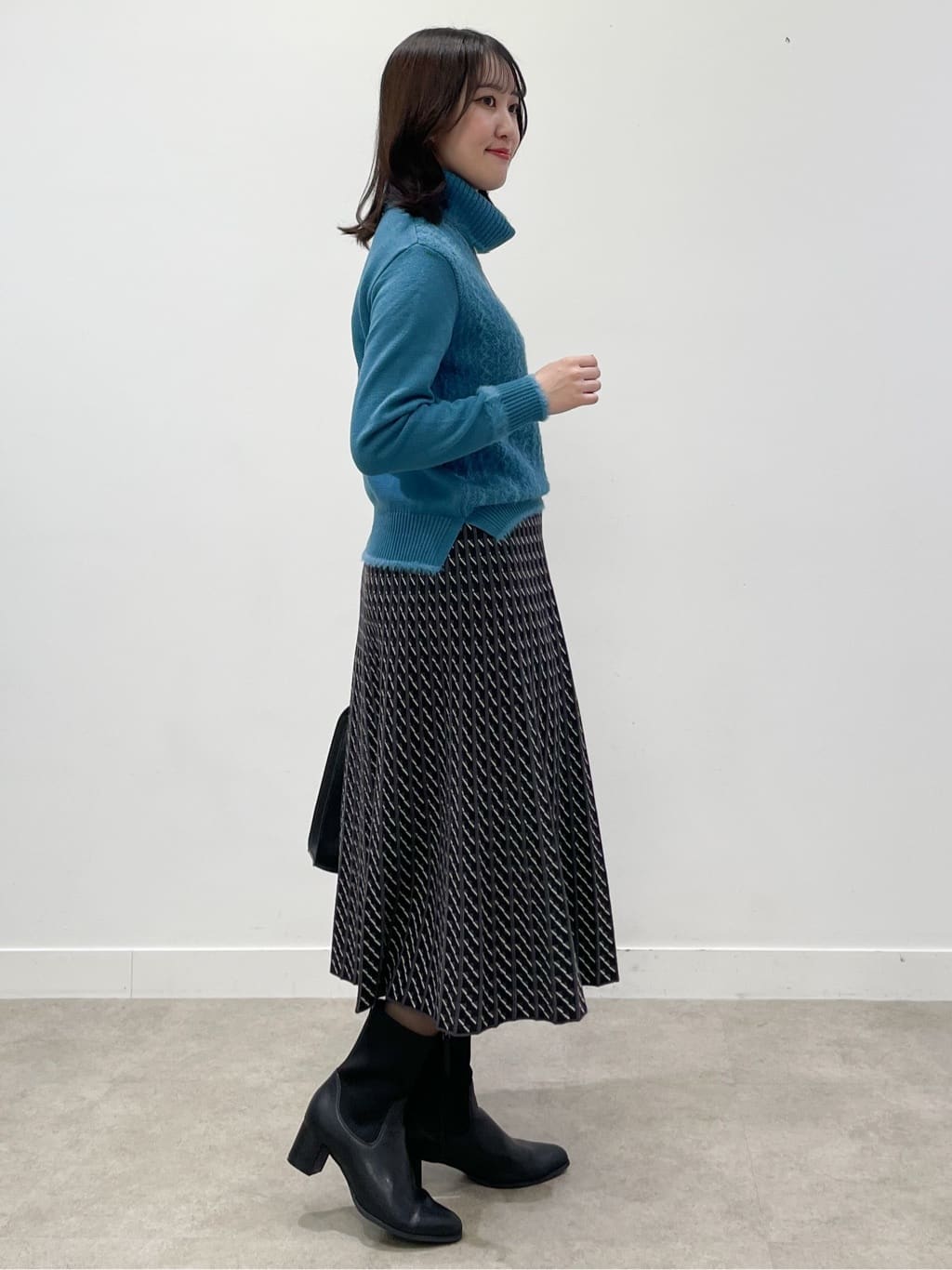 yukariさんの「Reflect｜【SS-4Lサイズ／衿が顔に当たらない◎】スタンドネックミドルコート」を使ったコーディネート