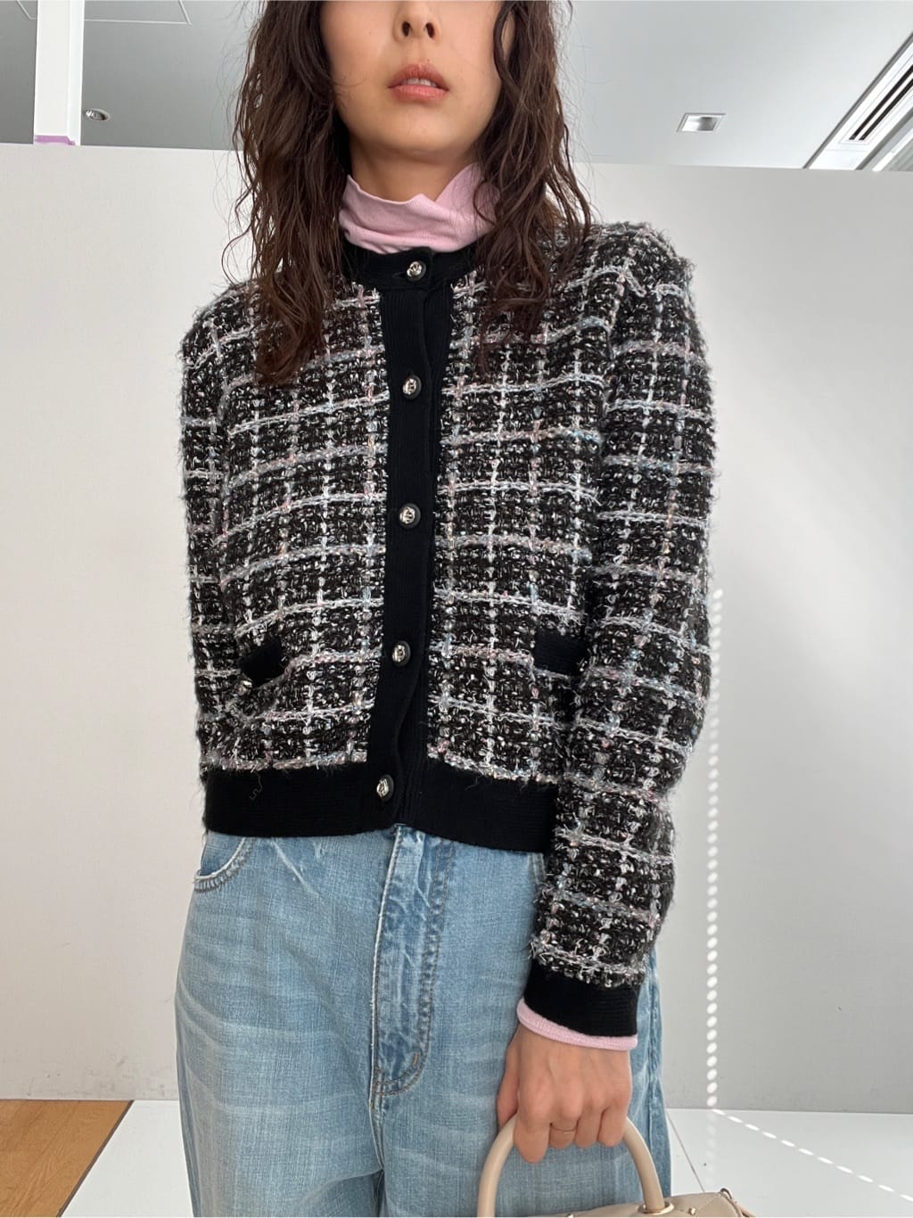 misaさんの「DRESSTERIOR｜【インナー使いに最適/しっとり暖かな吸湿発熱素材】タートルネックプルオーバー」を使ったコーディネート