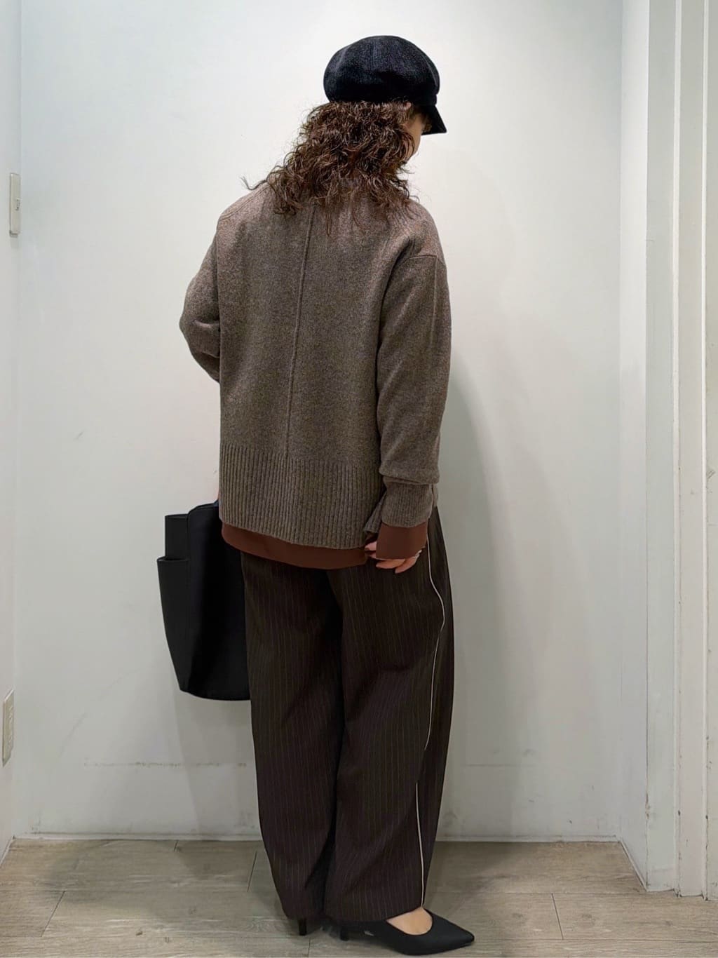 sumicaさんの「OPAQUE.CLIP｜ポケット刺繍レギュラーカラーシャツ【洗濯機OK】」を使ったコーディネート