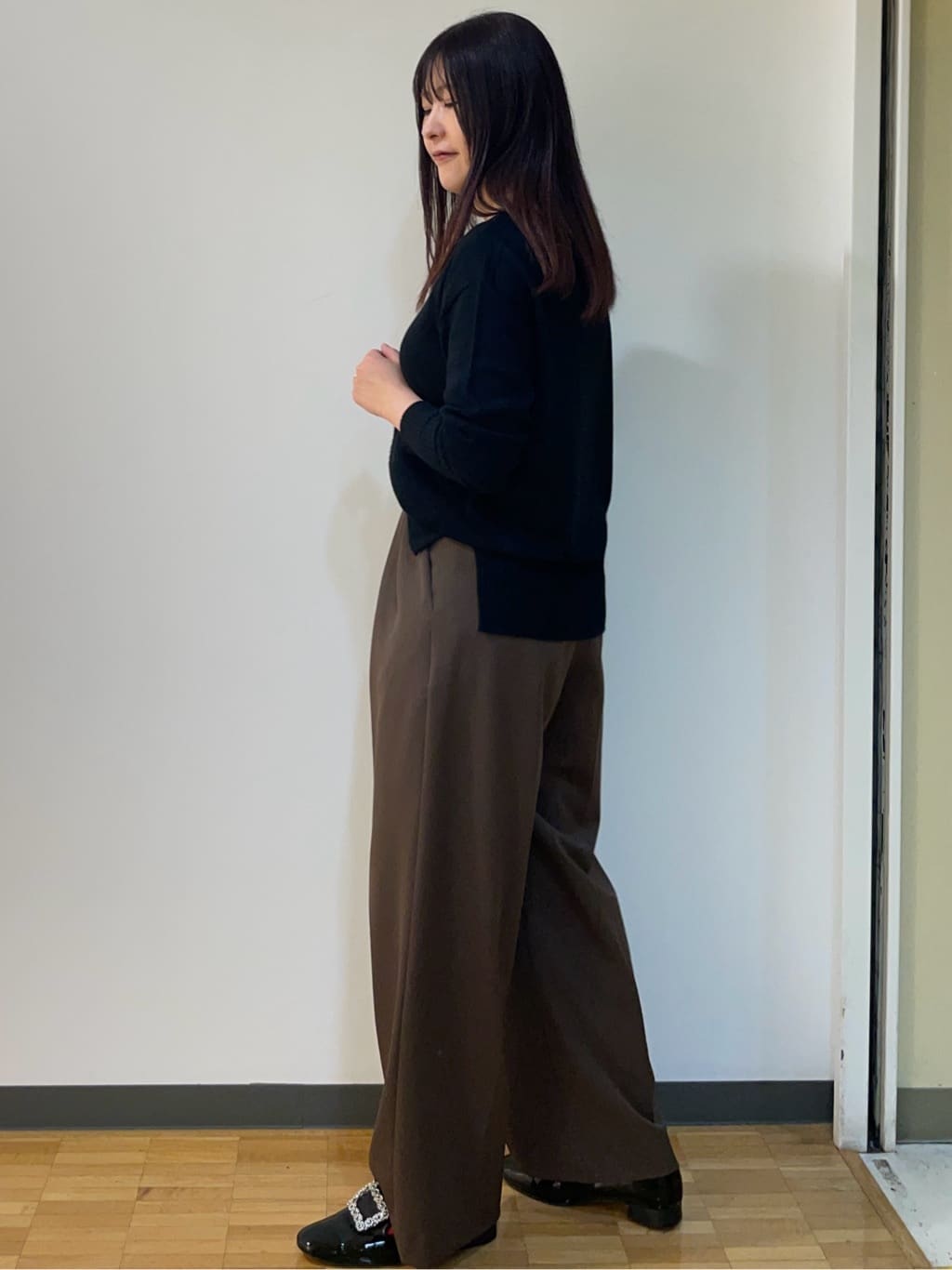 フナキさんの「UNTITLED｜【8色展開/体型カバー】魅せるタイムレスニット」を使ったコーディネート