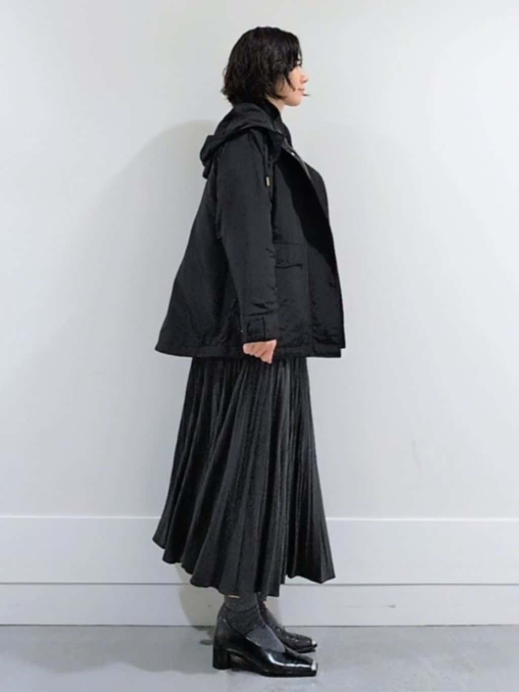 ミズタさんの「UNTITLED｜【アンサンブル可/洗える】シルクウールカシミヤ ドルマンスリーブニット」を使ったコーディネート