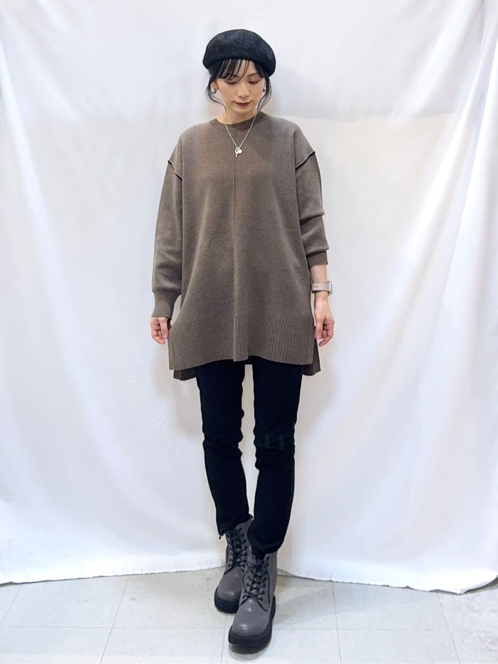 𝐇𝐢𝐫𝐨𝐦𝐢さんの「SHOO･LA･RUE｜【洗濯機可/S-LL】フィット感が心地よい ハイパーストレッチスキニー裏起毛」を使ったコーディネート