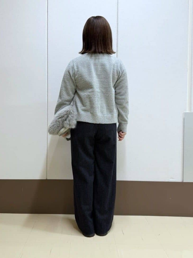 Rikoさんの「INDIVI｜【洗える／薄手／ラメ】シアーラメニット」を使ったコーディネート