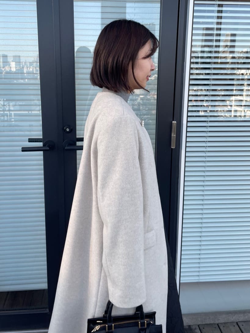 abeさんの「Couture brooch｜【多機能・フェミニン】パール調リブニット」を使ったコーディネート