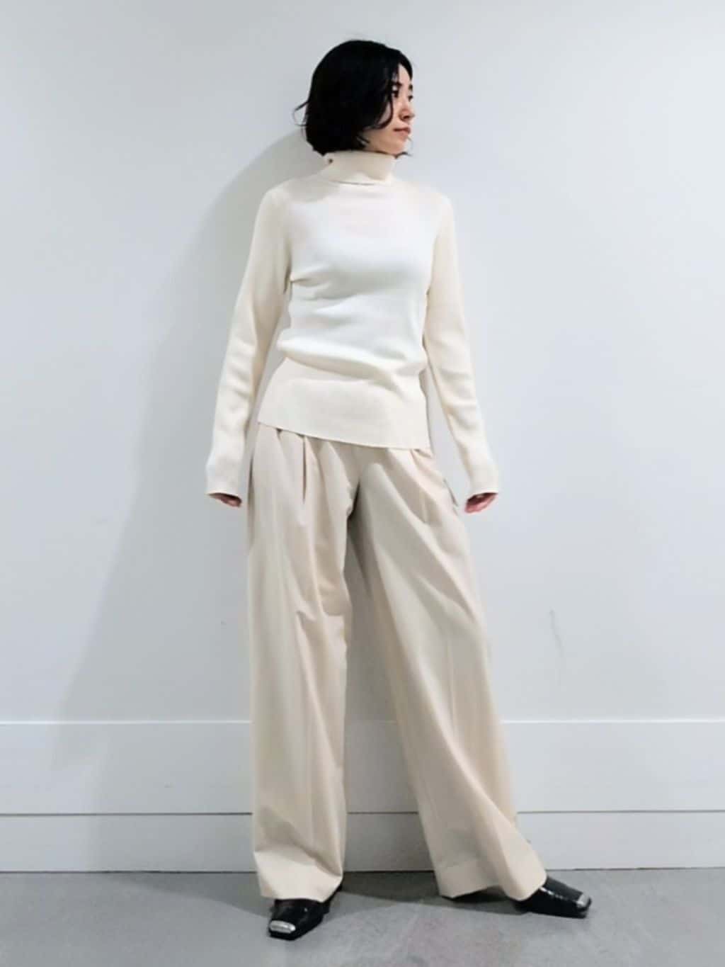 ミズタさんの「UNTITLED｜【着丈短め/柔らかな質感】ラムレザージャケット」を使ったコーディネート